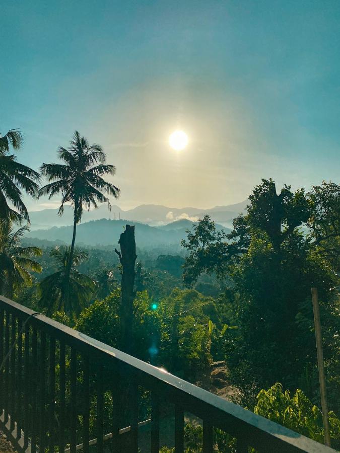 Pearl'S Homestay Matale Eksteriør billede