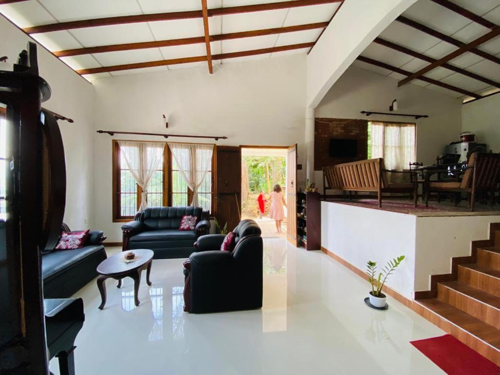 Pearl'S Homestay Matale Eksteriør billede